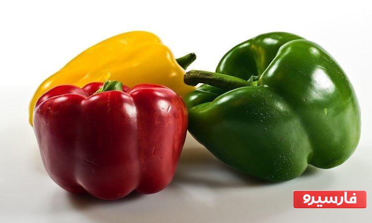 فلفل دلمه ای سبز و قرمز از بهترین منابع غذایی ویتامین ای