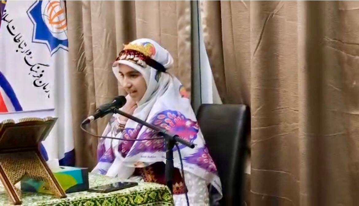 جلسه خواندن شعر Attar ، Saadi و Plvin در کوالالامپور برگزار شد