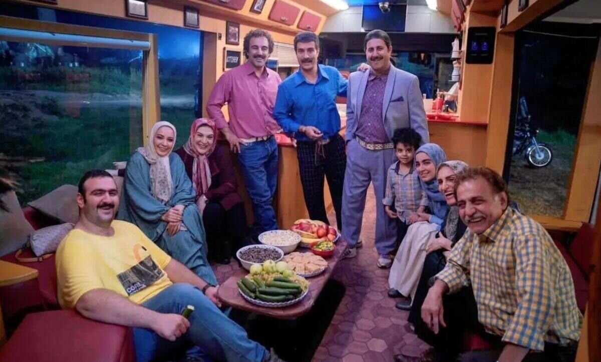 Kayhan: در سری پایتخت ها ، نقی "حاجی" خوانده می شود تا ویژگی های زشت خود را به اشخاص مذهبی نسبت دهد/ کار ارتقا یافته است