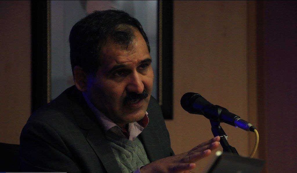 سارتر کوچک: یوسا ، ادبیات غول پیکر آمریکای لاتین