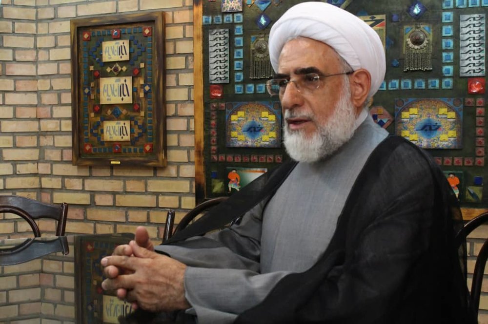 آنها صدا را راهنمایی می کنند -بخش های فعلی/ برنامه بین مسلمانان