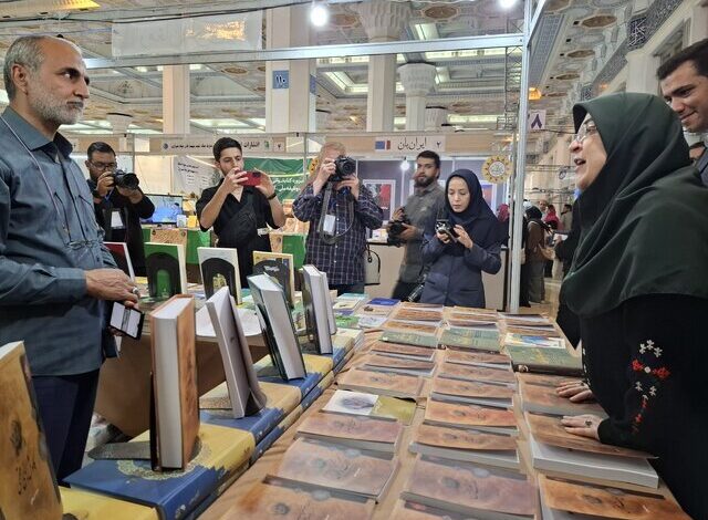 سخنگوی دولت در نمایشگاه کتاب