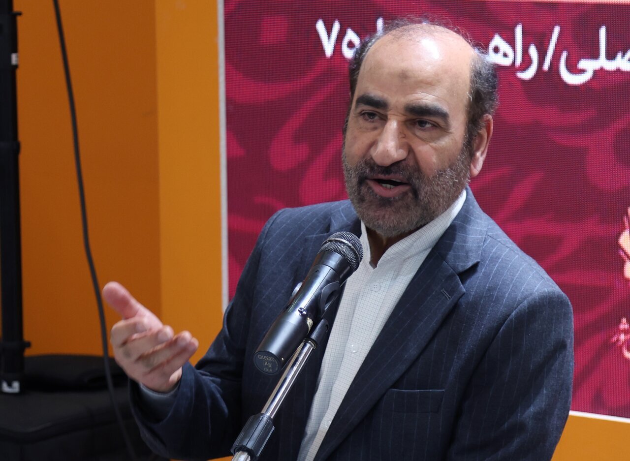 تأکید محمد می گوید سانگاری در نقش توزیع رایگان کتاب ها در ارتقاء فرهنگ مطالعه در مناطق خصوصی