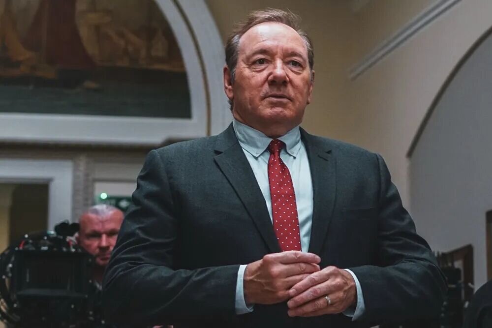 کوین اسپیسی به تریلر "بیدار" پیوست