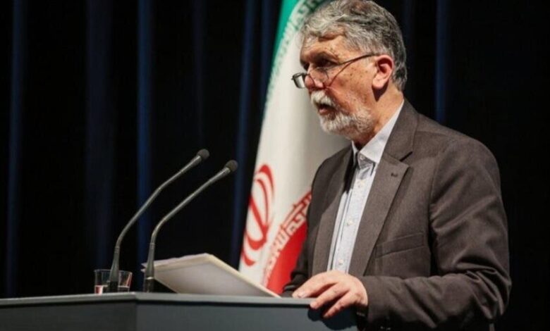 صالبی: دلبستگی زبان فارسی به هویت عمیق مذهبی/ زبان فارسی توسط همه قومیت های ایرانی در طول تاریخ بافته شده است