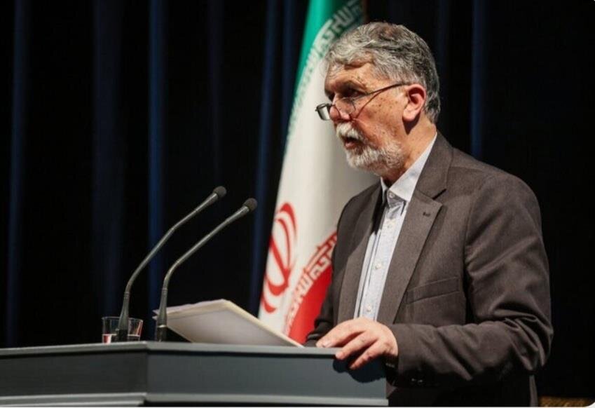 صالبی: دلبستگی زبان فارسی به هویت عمیق مذهبی/ زبان فارسی توسط همه قومیت های ایرانی در طول تاریخ بافته شده است