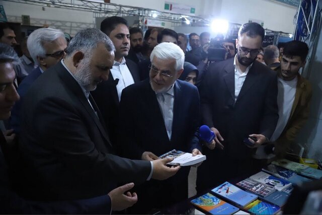 ARF: تهیه مقاله مورد نیاز برای کتابهای درسی یک الزام است