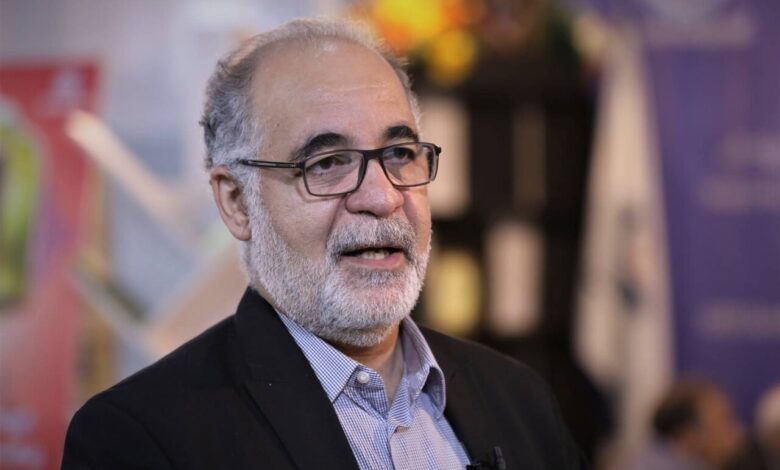 چالش های ترجمه آثار ایرانی ؛ پیشگیری از قطع ارتباط فرهنگی با درک عمیق از مترجم فرهنگ و زبان سرنوشت
