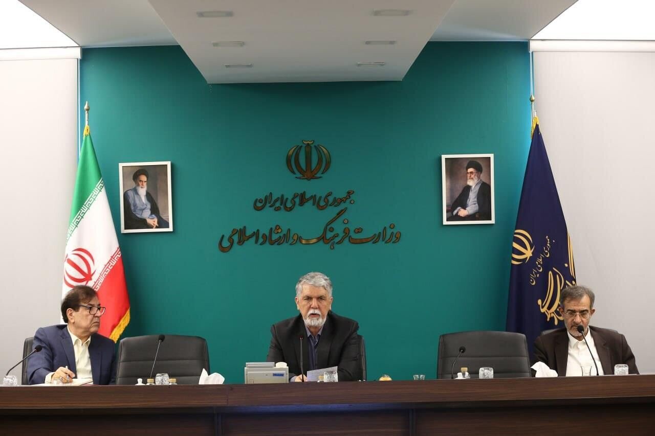 صالبی: برای پرداختن به آینده هنر ، نقش دانشگاه ها باید جدی گرفته شود