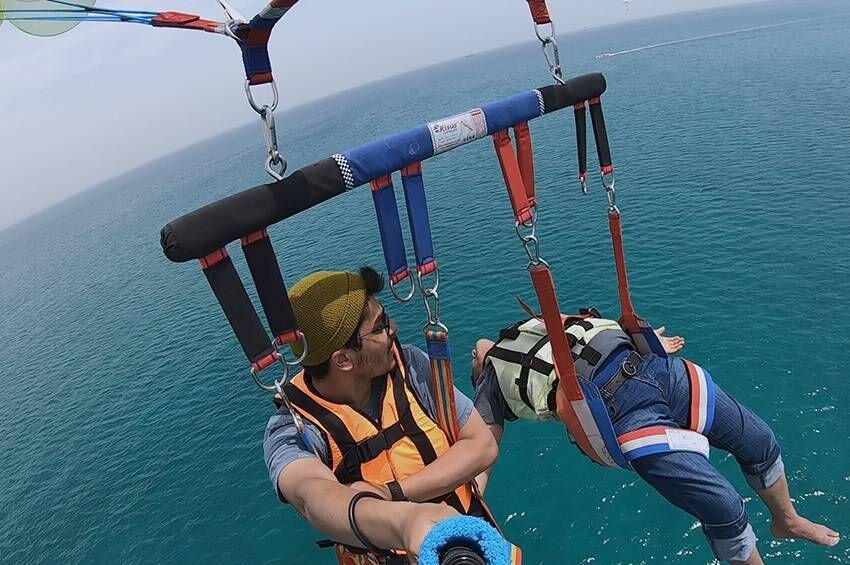 دوباره "Hangout مستند"/ "Torgi" را دوباره روی صفحه مشاهده کنید