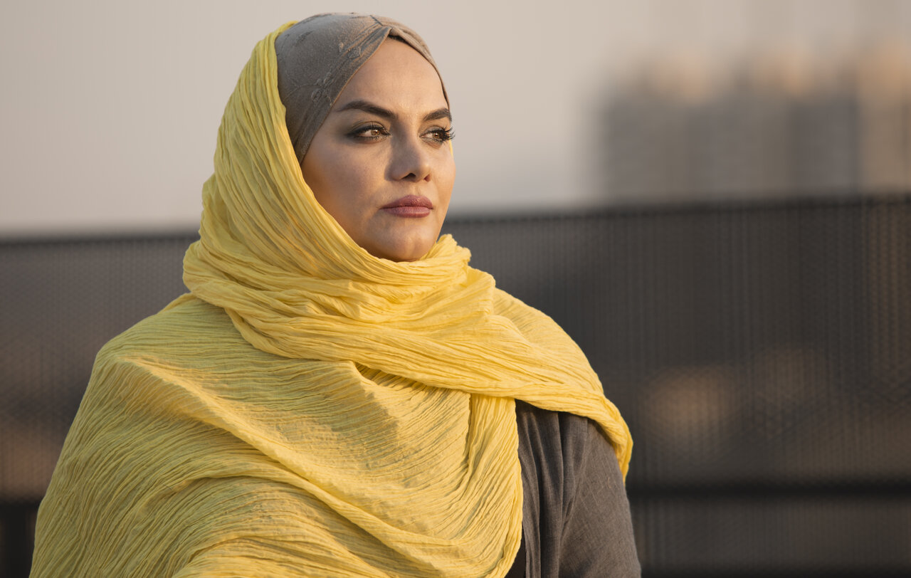 سه گانه از کاربران در برابر سوزی سوزیون و ناموا