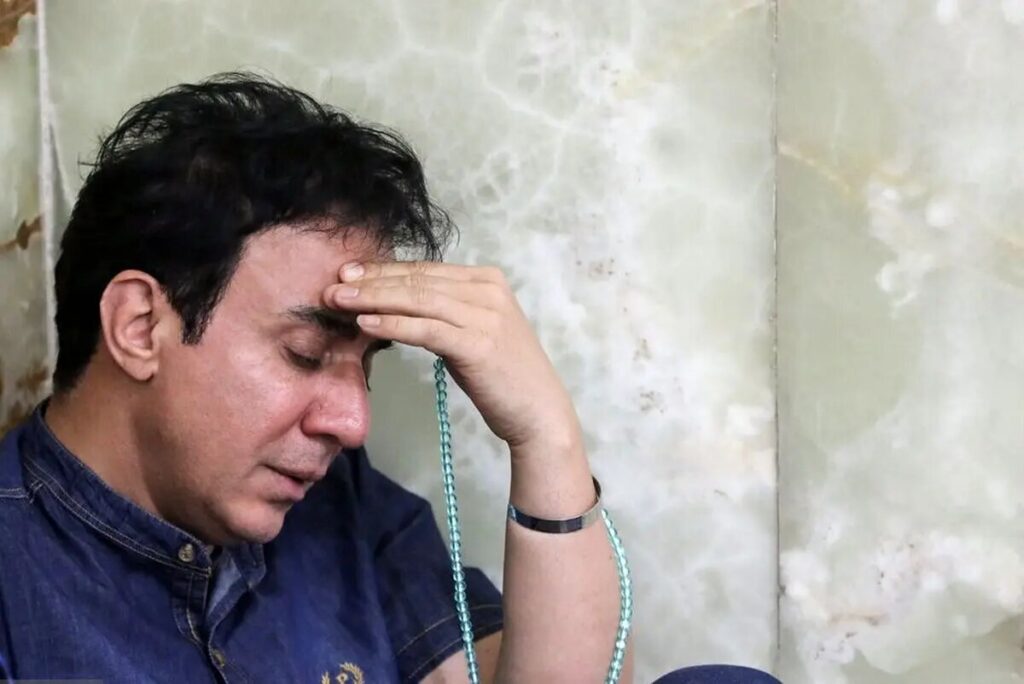 صدای آقای ایران! دایی پورنگ ده ها میلیون مخاطب را در تلویزیون به شبکه فیلم خانگی منتقل نکرد. شما با آهنگ ها گم شده اید