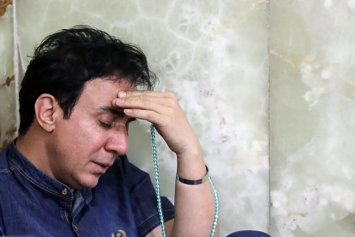 صدای آقای ایران! دایی پورنگ ده ها میلیون مخاطب را در تلویزیون به شبکه فیلم خانگی منتقل نکرد. شما با آهنگ ها گم شده اید