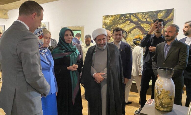 نمایشگاهی با آثار بیش از 5 هنرمند روسی