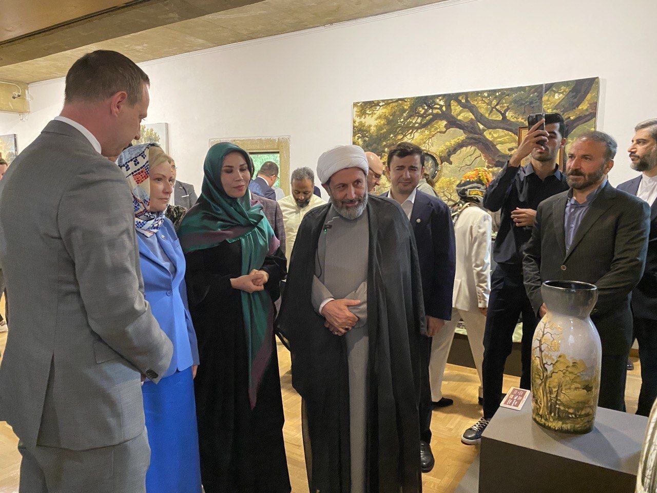 نمایشگاهی با آثار بیش از 5 هنرمند روسی