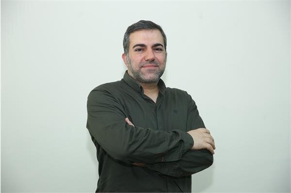 یک طراح گرافیک: اسرائیل به جمهوری اسلامی حمله نمی کند اما به ایران حمله می کند