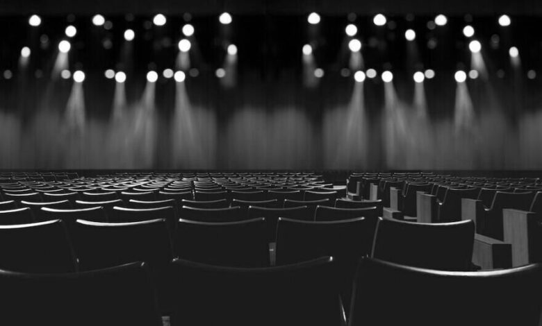 بسته شدن پنج روزه اتاق نمایشگاه