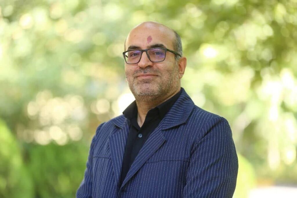 کارمندی که ناگهان مدیر شد