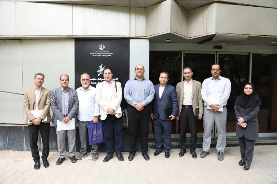 جلسه "اقتصاد هنری" در اداره کل هنرهای تجسمی