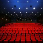 فروش فیلم در اواسط تابستان/ "پیر" و "صدها" در بالای گیشه