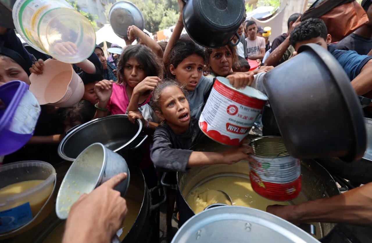 صدای غزه در معرض خطر سکوت ؛ هشدار جهانی در مورد گرسنگی برای خبرنگاران و امدادگران