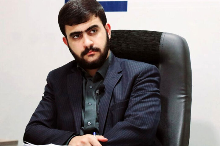 مهرشاد سوهیلی هیچ برنامه ای در صدا ندارد -از -sima/ پول برای لباسشویی سفید