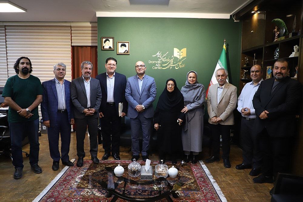 یک جشنواره ویژه با جوایز به نام دکتر محمد مین