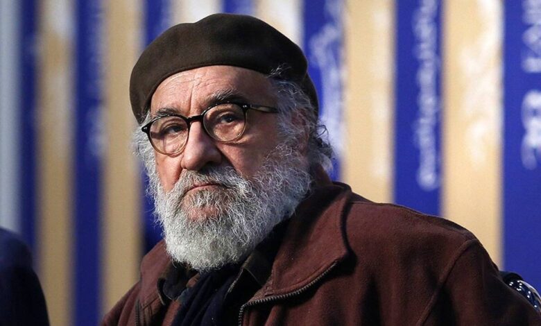 حمله کیهان علیه حامد بهاداد و اوکتا باراهانی: این فرهنگ ها به عملکردی که پدربزرگشان است توهین کردند.