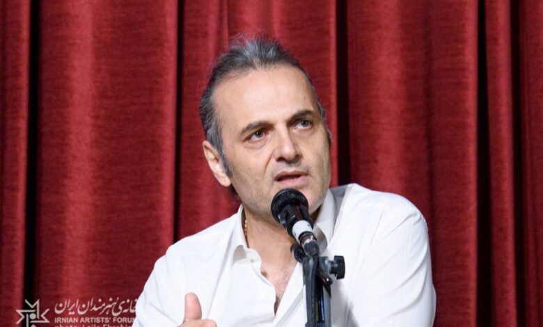 "صدای فلزی" نشان دهنده یک سفر داخلی است