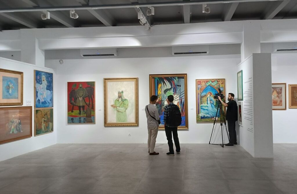 نقاشی و نقاشی اشورا در "تاریخ عالی" قاب بندی شد