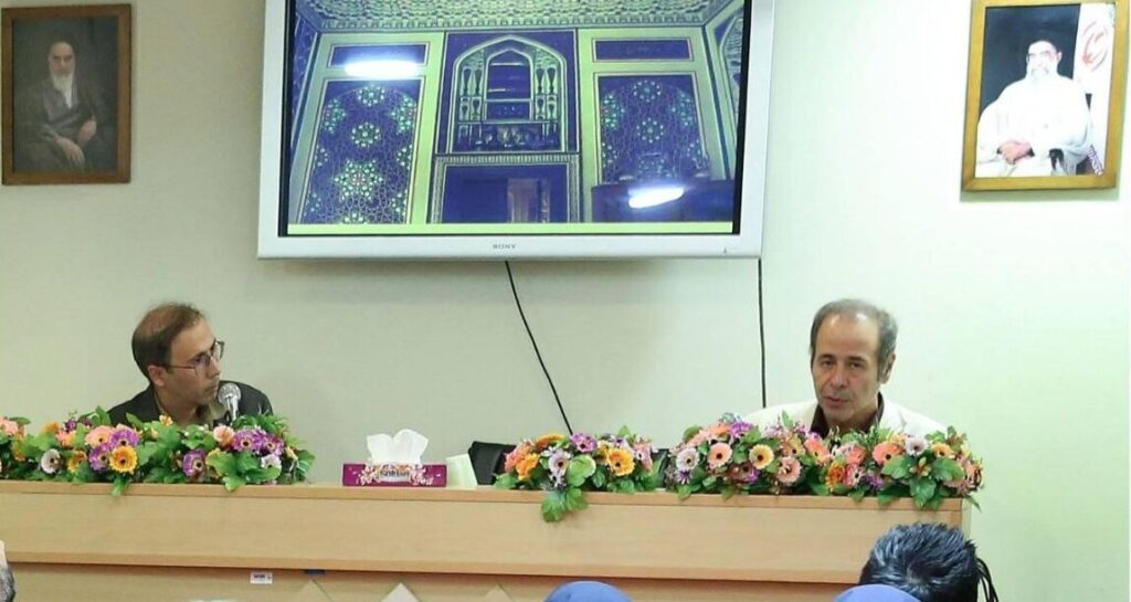 اثرات شعر فارسی بر معماری را بررسی کنید