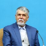 به مناسبت روز خبرنگار به وزیر فرهنگ و جهت گیری اسلامی تبریک می گویم. رسانه ها توسط جامعه بیدار هستند