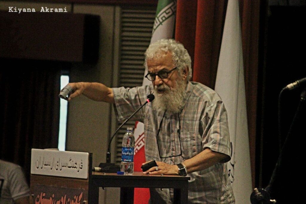 صبح Bayat را در آراسباران به یاد داشته باشید. روایتی از خاطرات ، پشیمانی و مضرات