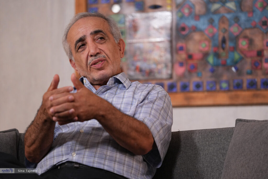 نگاه کنید به | در نوح ما به جای خطاب به عناوین و آداب و رسوم ، فاطمه زهرا (SA) می نامیم!