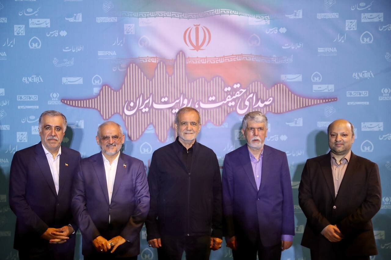 وزیر فرهنگ: حمایت از خبرنگاران دشوار است