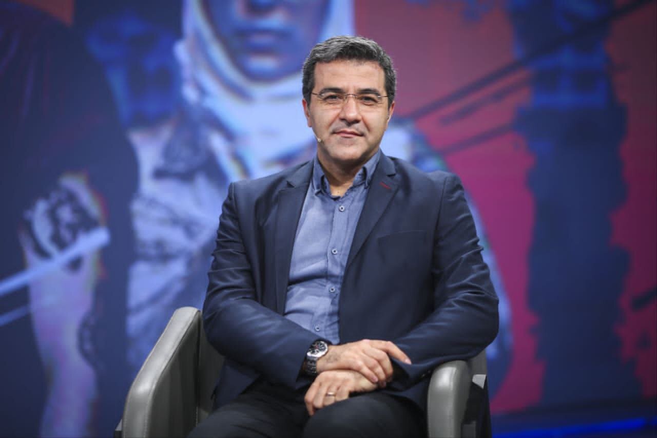 آقای وزیر ، Bajd News با مدیران فاسد همراه است