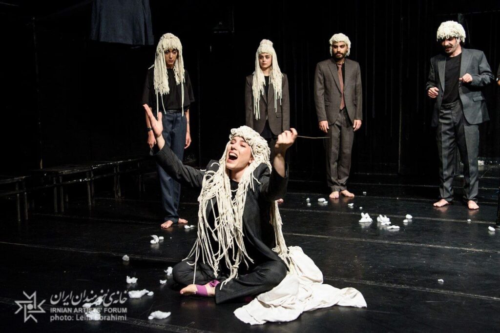 "مشکلات" در خانه هنرمندان چهارشنبه به پایان می رسد