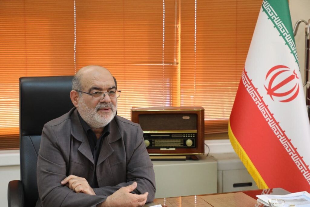 باشگاه های رادیویی ؛ پلی بین خلاقیت فردی و اقتدار رسانه های ملی