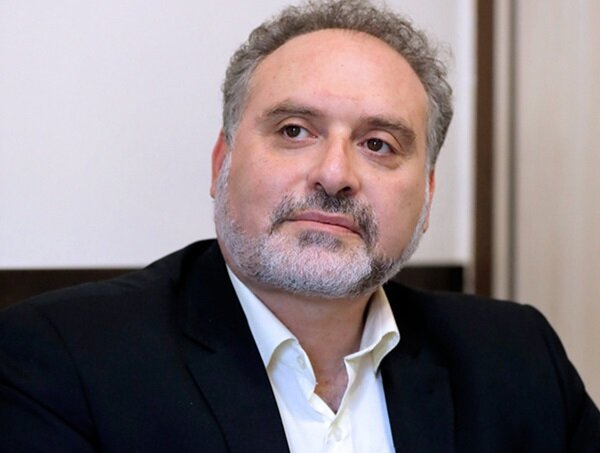 یادمین بههانی ، لیدی غزال