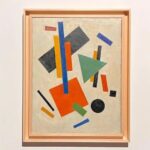 تابلوهای نفیس که در زیر تشک بازنشسته+عکس یافت می شود