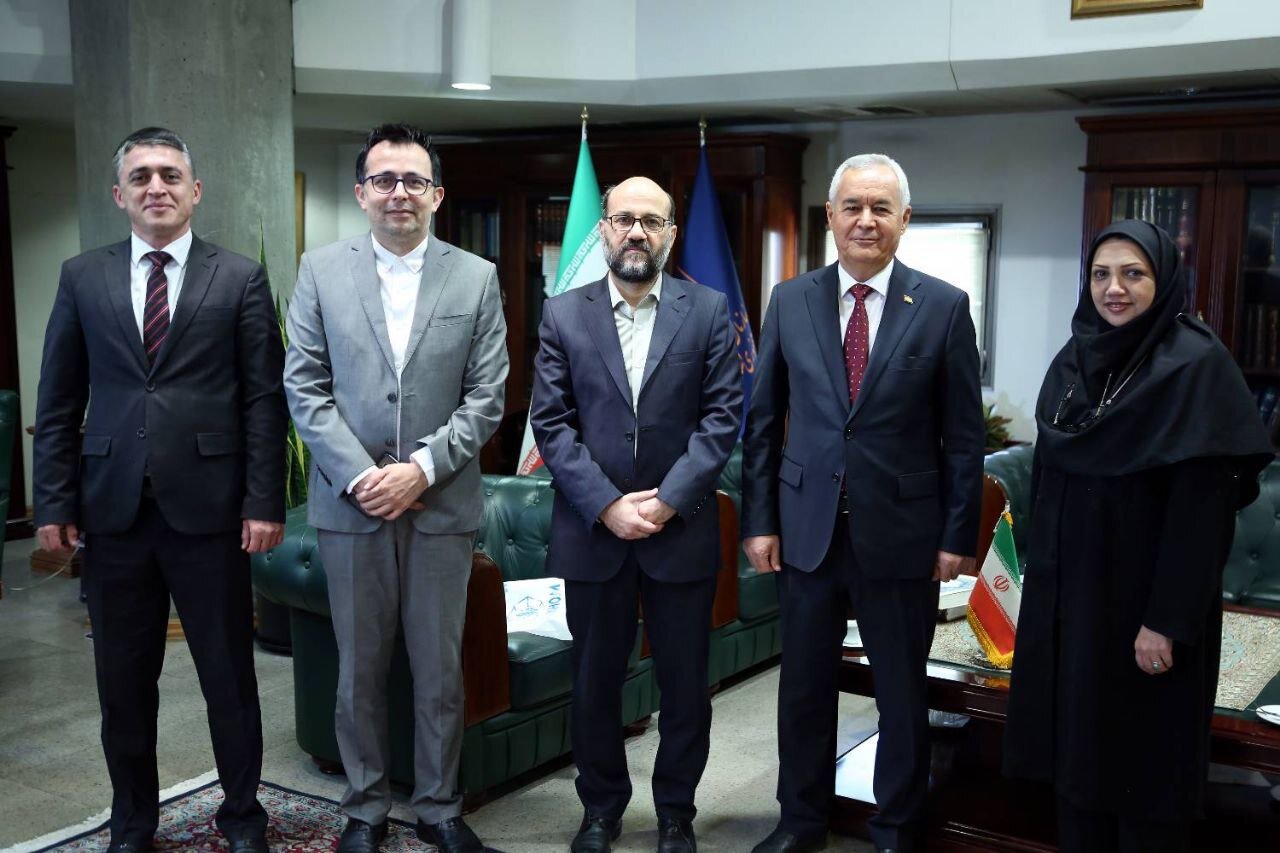 ۱۰ Wagon Shahnameh به Tayikistan رفت