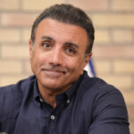 نگاه کنید به | دلیل عدم وجود زندگی 6 ساله چیست؟