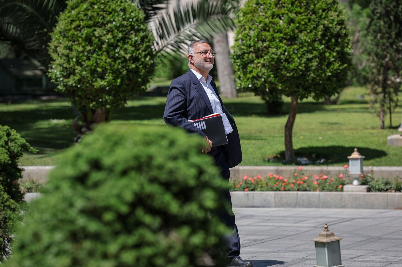 اظهارات زکانی ، با وجود اعلام لغو کنسرت Homayoun Shajrian: تنها مکان تغییر کرده است!