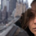 النا به خانه هنرمندان می آید