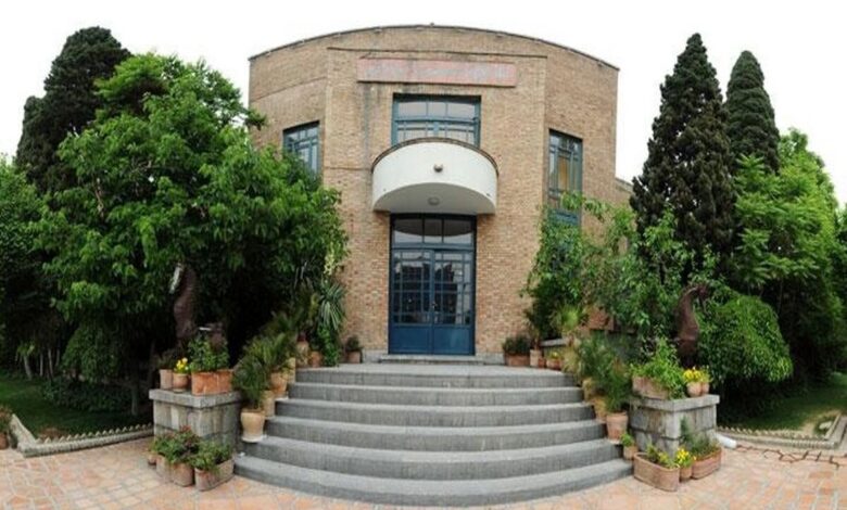 برنده اسکار در خانه هنرمندان را ببینید