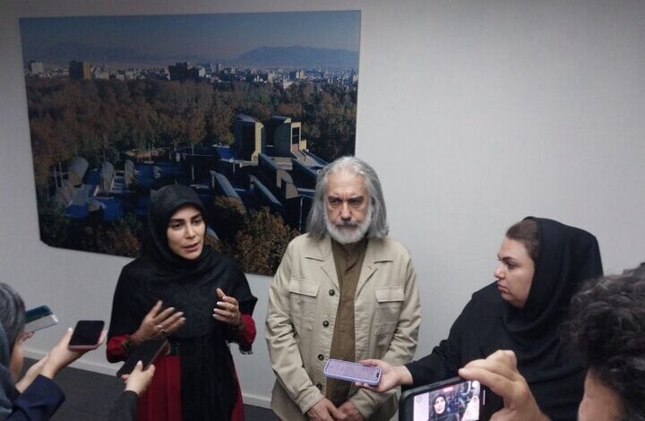 من از معاون وزیر هنر وزارت راهنما برای لغو کنسرت Homayoun Shajaian عذرخواهی می کنم