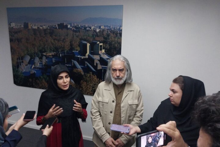 من از معاون وزیر هنر وزارت راهنما برای لغو کنسرت Homayoun Shajaian عذرخواهی می کنم