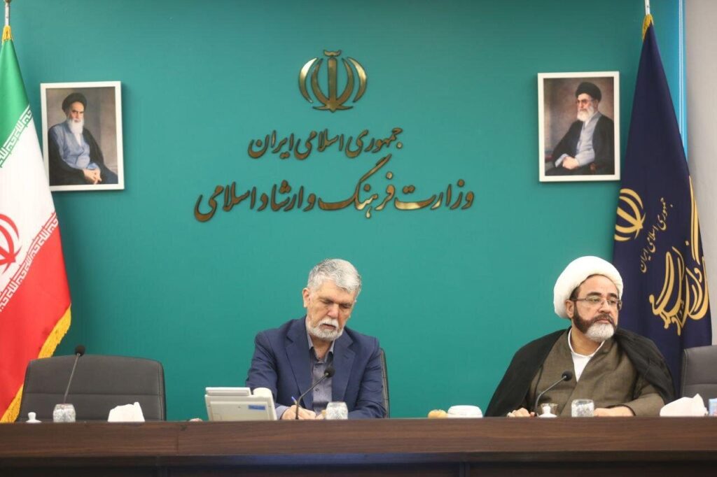 وزیر فرهنگ: هیچ محدودیتی در خارج از چارچوب قانون دسترسی رایگان به اطلاعات قابل قبول وجود ندارد