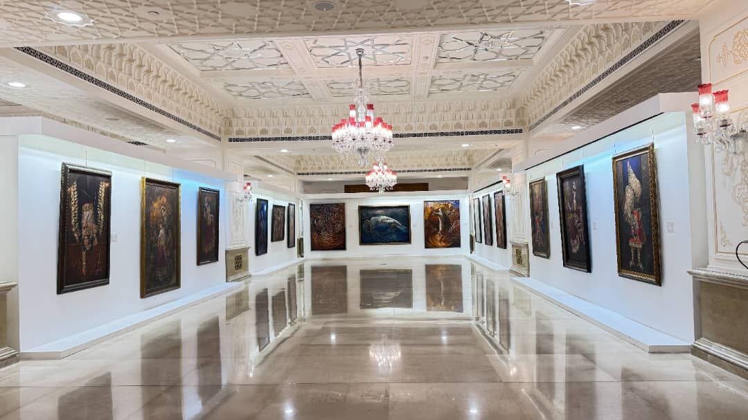 نمایشگاه نقاش مورد علاقه علی هاتامی