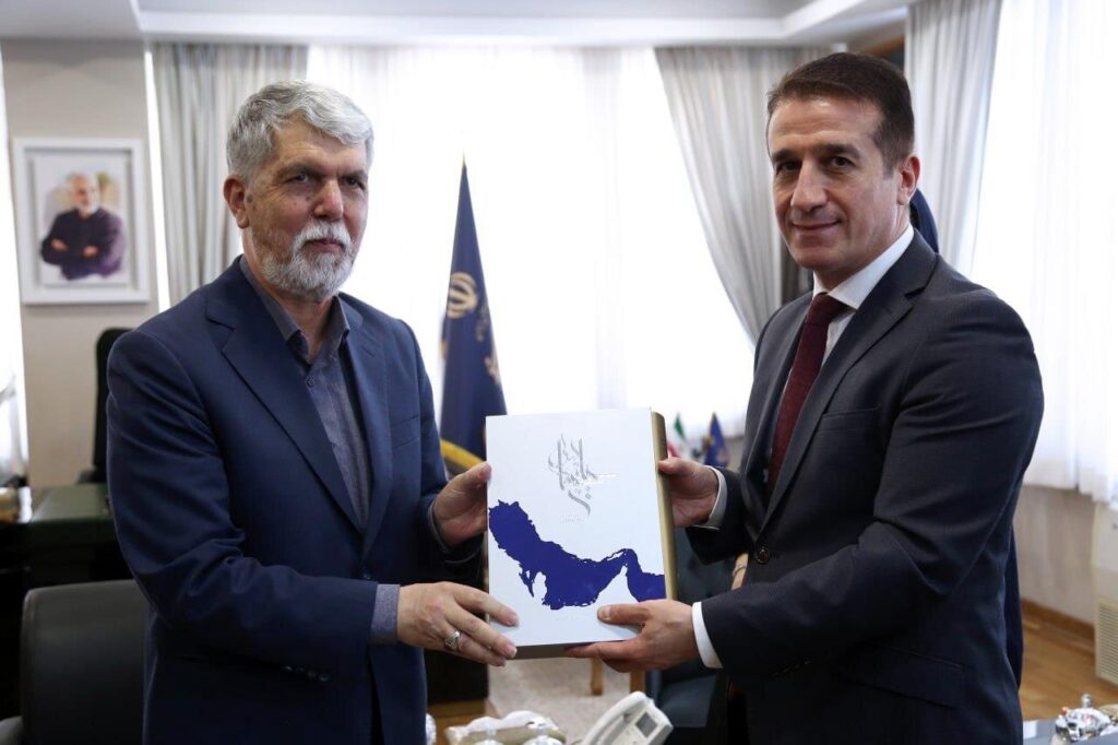 پس از ایجاد وقفه ، مسیر روابط فرهنگی با جمهوری آذربایجان را برگردانید